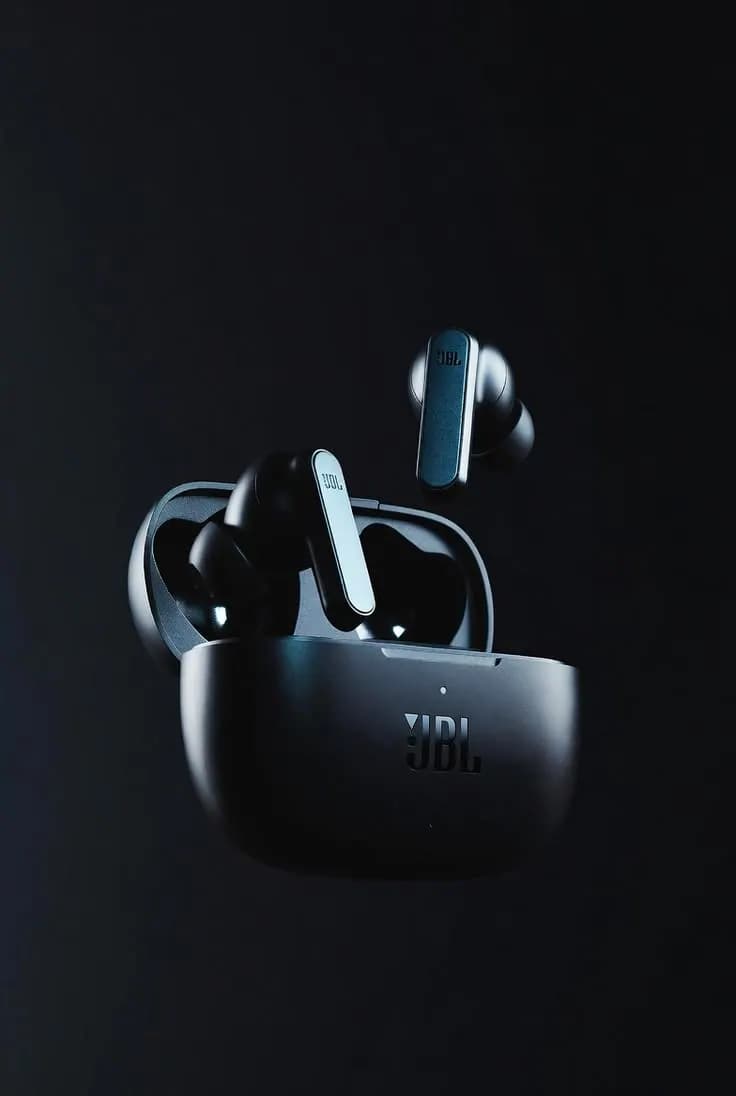 Пример фотографии: Earbuds Close Up